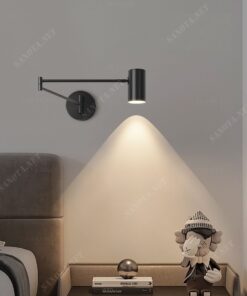một chiếc đèn gắn tường với thiết kế đơn giản hiện đại, chiếc đèn sử dụng bóng đèn LED, đem đến nguồn ánh sáng độc đáo cho không gian, chiếc đèn LED được sơn tĩnh điện bền bỉ và hiện đại, chiếc đèn tường LED phù hợp với nhiều góc decor đặc biệt là những không gian cần tạo điểm nhấn cho đồ vặt đặt cùng, chiếc đèn đặt ở đầu giường phòng ngủ, đèn rọi đọc sách, đèn rọi tranh, đây có lẽ là một chiếc đèn phù hợp mà bạn đang tìm kiếm