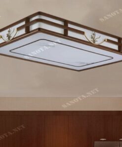 Đèn ốp trần phòng ngủ cổ điển SNT2816 với thiết kế tinh tế và thanh lịch, đèn ốp trần này kết hợp hoàn hảo giữa phong cách cổ điển và hiện đại. Điểm nổi bật là các chi tiết hoa văn tinh xảo được chạm khắc tỉ mỉ, mang đậm nét văn hóa truyền thống.