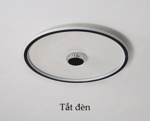 Đèn ốp trần tròn hiện đại SNT2910 có hình dạng tròn với phần chụp đèn bằng kim loại màu trắng. Ở giữa phần chụp đèn là một bóng đèn LED, cung cấp ánh sáng hiệu quả và tiết kiệm năng lượng.