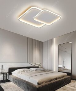 Đèn ốp trần hình học đôi SNT2921 là sự kết hợp tinh tế giữa thiết kế hiện đại và tính năng chiếu sáng hiệu quả, hoàn hảo cho các không gian sang trọng như khách sạn, nhà hàng cao cấp hoặc các dự án trang trí nội thất đẳng cấp. Với 2 hình dáng gồm hai vòng tròn hoặc hình vuông lồng ghép vào nhau.