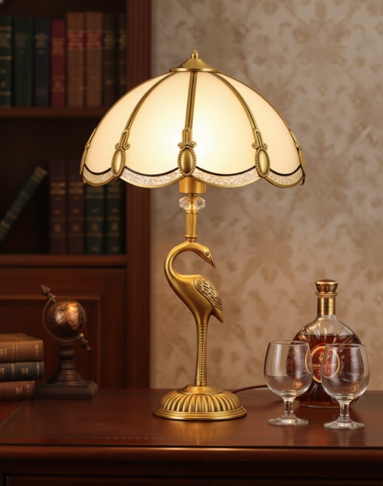 Đèn Bàn Cổ Điển Đồng Hạc Sang Trọng DBCD5002
