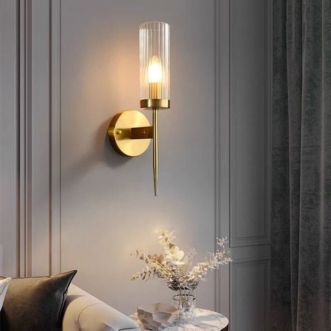 Đèn tường chao thủy tinh tân cổ điển SNT5704