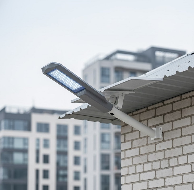 Đèn năng lượng mặt trời NL27LED