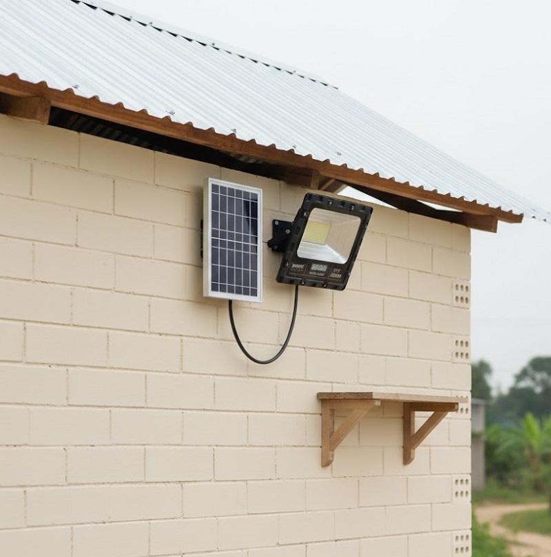 Đèn năng lượng mặt trời SOLAR03