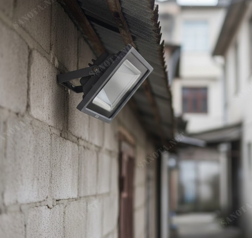 Đèn pha sân vườn T190