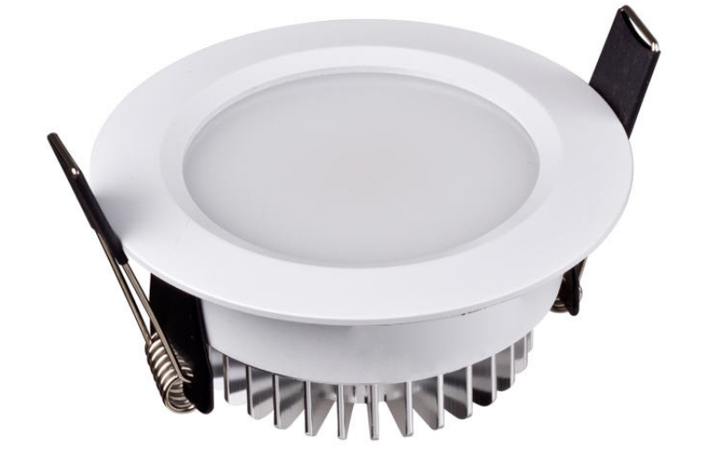 Đèn downlight âm trần là giải pháp chiếu sáng hiện đại, giúp không gian trở nên sang trọng và tinh tế. Với thiết kế âm trần gọn gàng, đèn downlight không chỉ mang lại ánh sáng đồng đều mà còn tiết kiệm năng lượng. Đây là lựa chọn lý tưởng cho nhiều loại công trình từ nhà ở đến văn phòng.