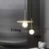 Đèn thả đá mài mộc khảm trai với cấu trúc tối giản nhưng đầy nghệ thuật. Phần chao đèn được chế tác từ đá mài composite. Mang đến cảm giác tự nhiên, bền vững, vừa có tính thẩm mỹ cao lại vừa dễ dàng kết hợp với nhiều phong cách nội thất khác nhau. Sự đối lập tinh tế giữa hai phiên bản màu trắng và đen giúp khách hàng dễ dàng lựa chọn để hài hòa với tone màu tổng thể của không gian.
