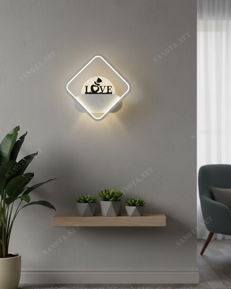 Đèn tường tranh chữ LOVE SNT6074 - Điểm nhấn trung tâm là hình ảnh chữ "LOVE" được khắc họa tinh xảo cùng với bông hoa hồng thanh thoát,...