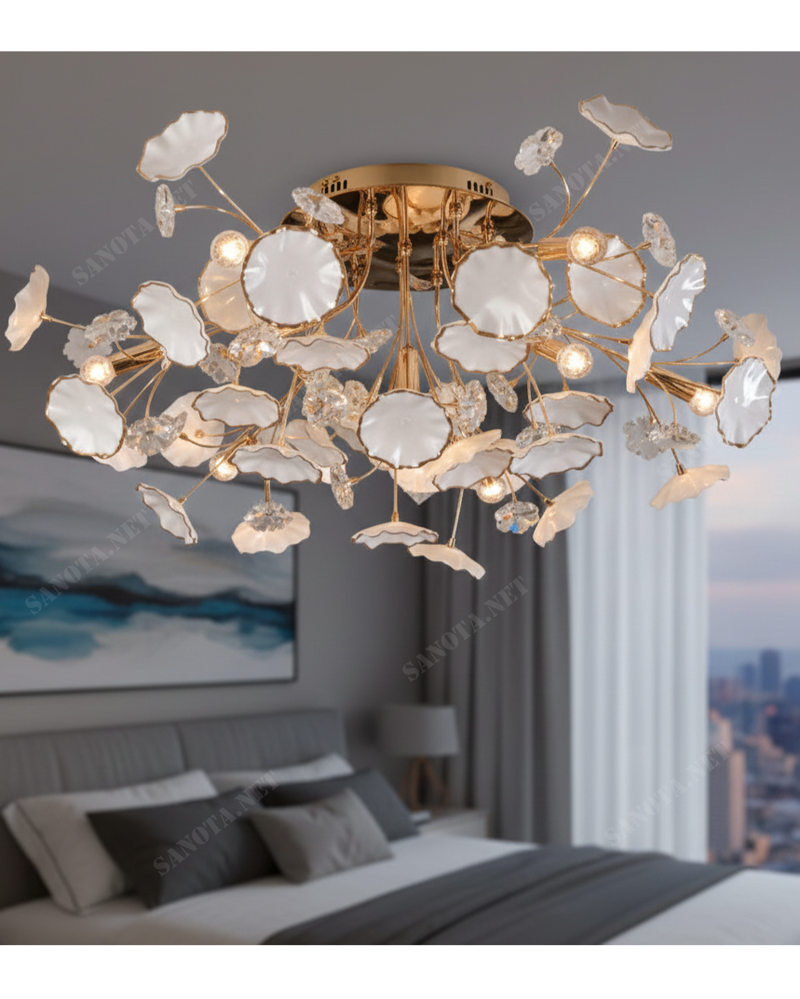 Đèn ốp trần hoa sứ kết hợp pha lê SNT6235 có cấu trúc đèn là một chùm hoa. Từ đó tỏa ra các nhánh hoa nhỏ uốn lượn mềm mại....