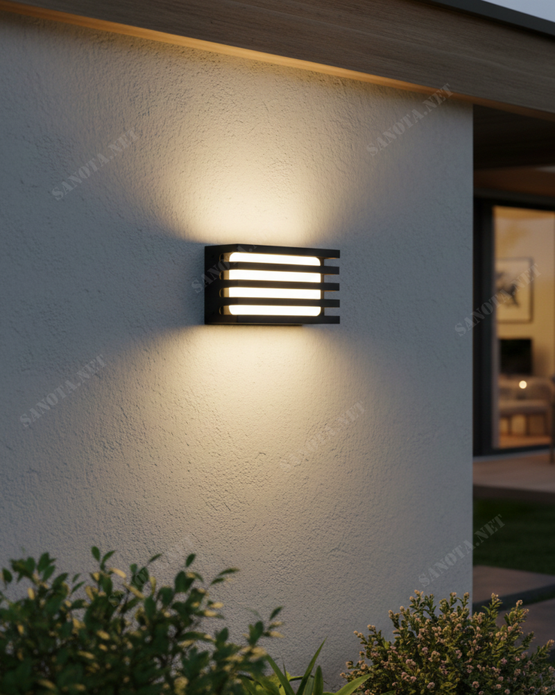 Đèn vách ngoài trời thanh ngang hiện đại SNT6311 - Ảnh 2