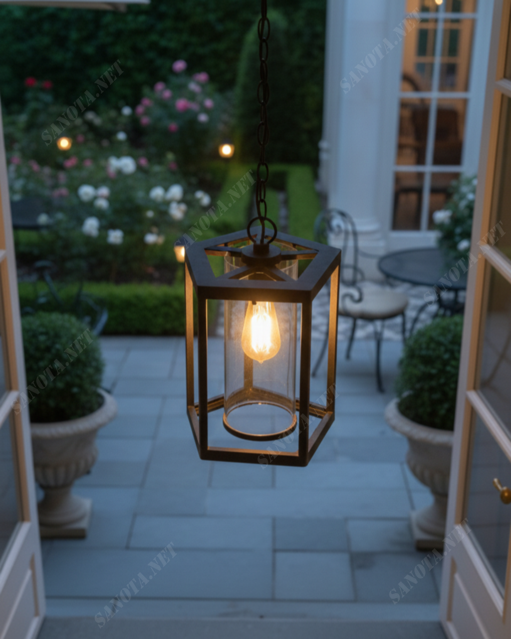 Đèn lồng thả ngoải trời Classic SNT5922 - Ảnh 2